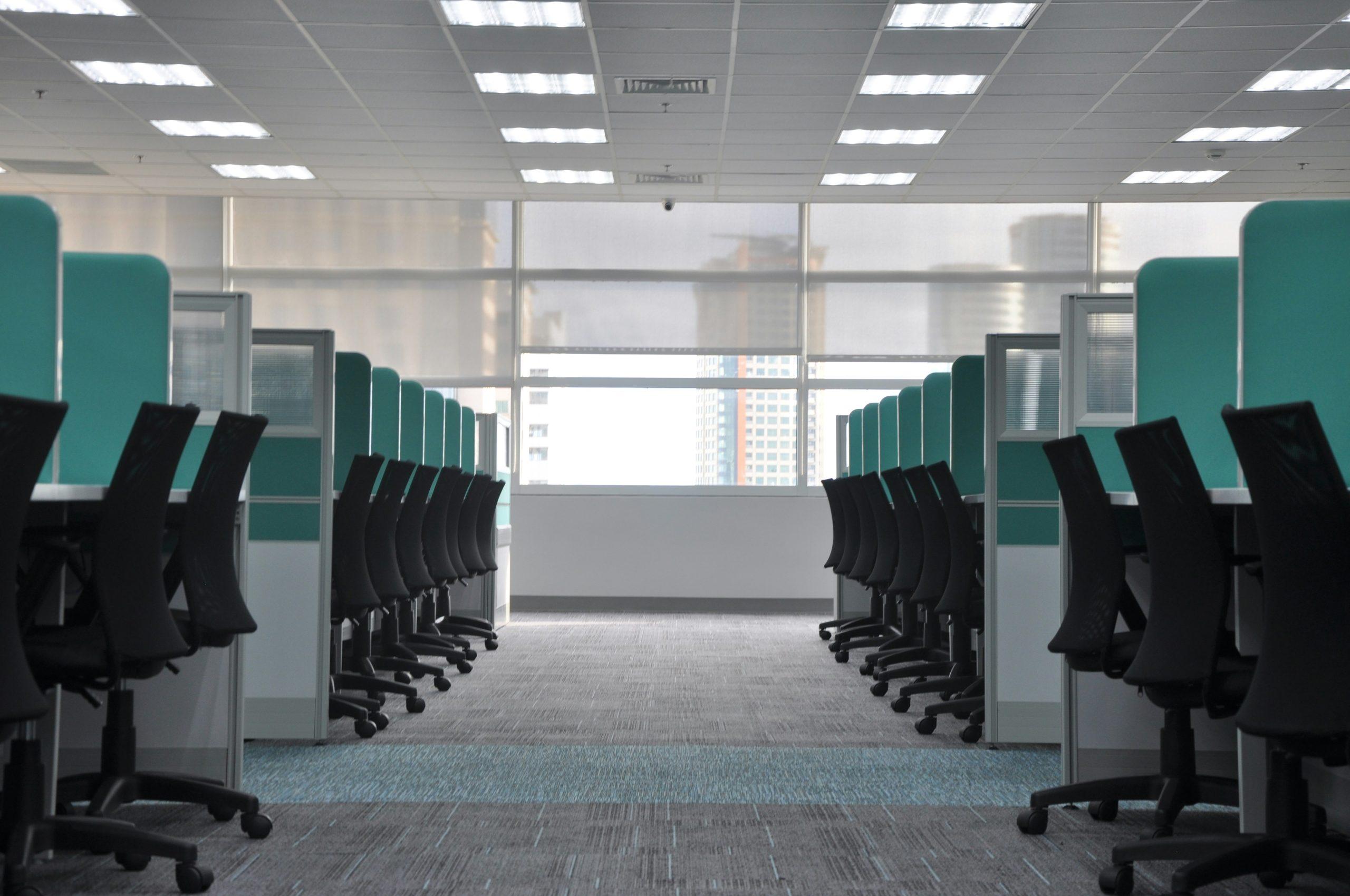 You are currently viewing The Environmental and Financial Benefits of Eco-Friendly Products in Corporate Environments